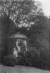 1837_guenthersburg_gartenhaus.jpg (31502 Byte)