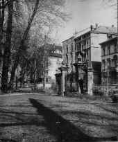1963_holzhausen_parktor.jpg (51223 Byte)