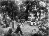 1977_summertime_festival.jpg (76327 Byte)
